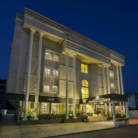 Hotel The Baroda Residency Vadodara Exterior foto