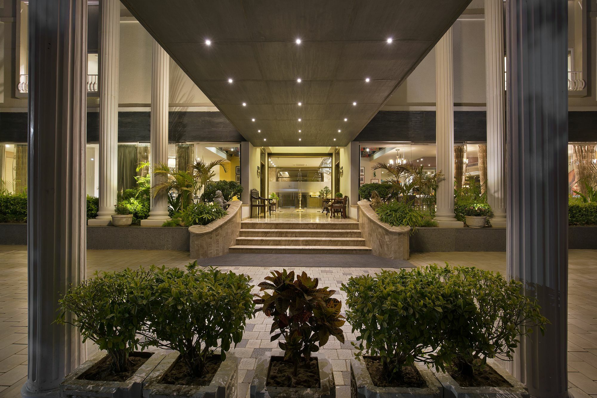 Hotel The Baroda Residency Vadodara Exterior foto